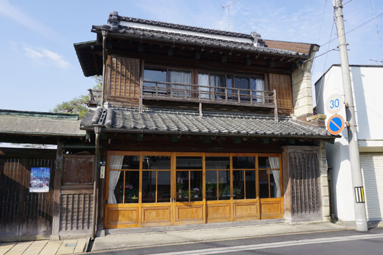 【国登録有形文化財】天海家住宅（店舗・主屋・土蔵）の修理